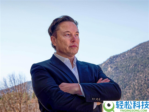 马斯克AI太空基建梦更进一步:SpaceX请求已获审理 100万颗卫星要上天