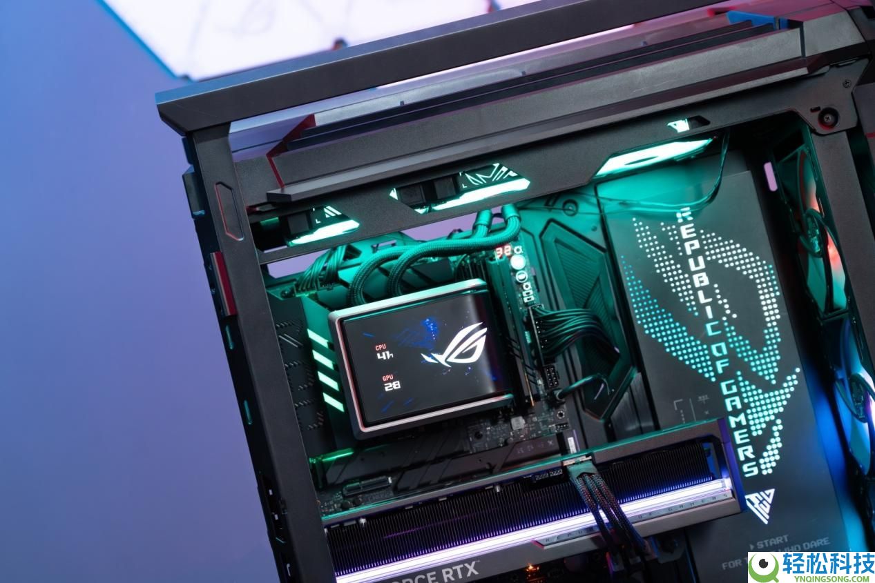 华硕ROG X870E APEX主板助9850X3D创4项超频记载