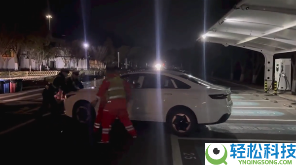 电动车第一次春运就趴窝,车主：表显400km续航 才跑100千米就没了