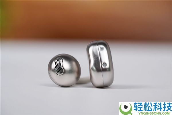 耳机盒竟然带屏幕,999元当贝Air 1图赏