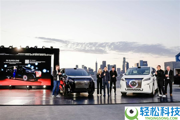 贾跃亭“造人”上热搜 机械人1.7万开卖 已拿下1211台定单