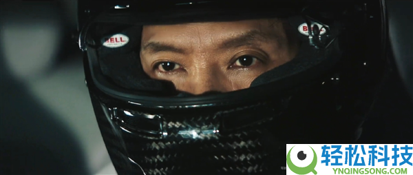 雷军发布自驾小米SU7漂移视频 画面燃爆：人人请勿随便模拟