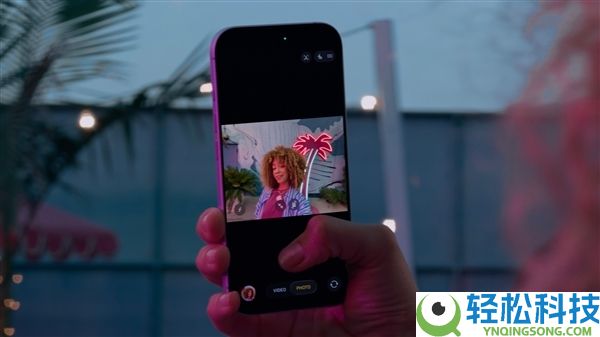 华为nova 16系列将搭载1:1方形前摄：竖握也能拍横图