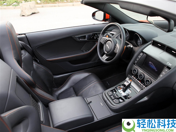 着火了乘客不会开门 怪车企乱学特斯拉吗