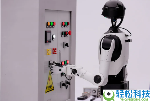 北京人形机械人创新中间发布具身天工3.0:支撑各类外设工具天真接入