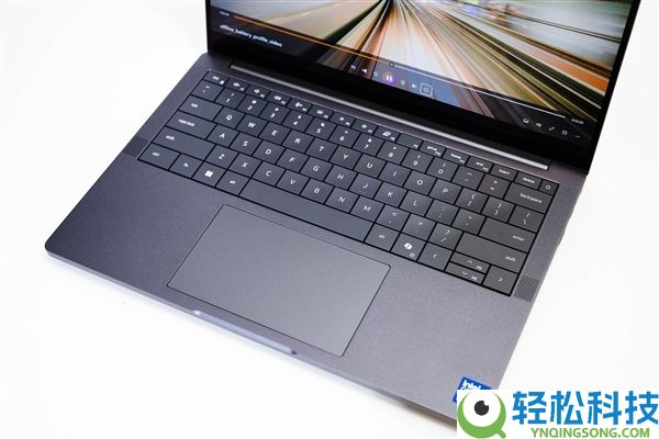 双层OLED触控屏观感冷艳 戴尔Pro 14 Premium上手