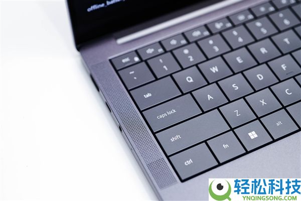 双层OLED触控屏观感冷艳 戴尔Pro 14 Premium上手