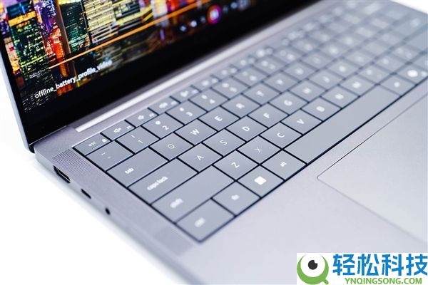 双层OLED触控屏观感冷艳 戴尔Pro 14 Premium上手