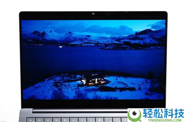 双层OLED触控屏观感冷艳 戴尔Pro 14 Premium上手