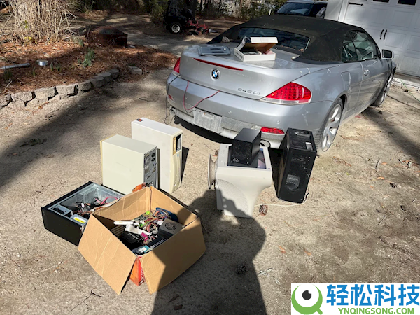 渣滓堆竟捡到完全PC+NAS,64GB DDR4内存就值5000