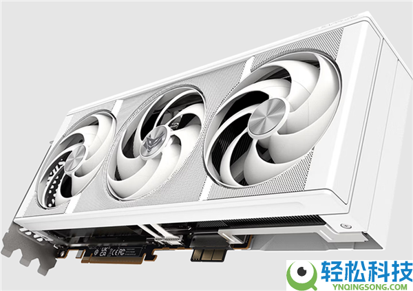 颜值机能双巅峰,蓝宝石NITRO+氮动极光RX 9070 XT显卡 白色机箱装机首选