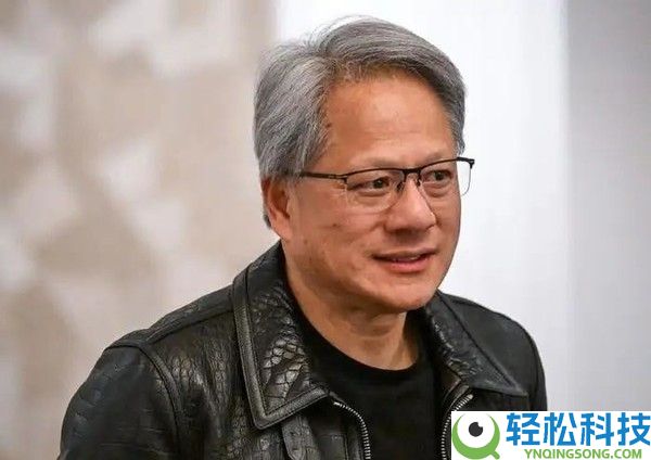 黄仁勋跌出全球前十大富翁榜单 以后小我财产约1万亿元