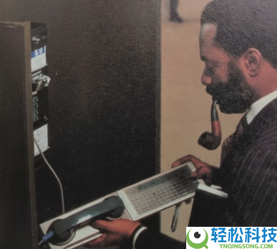 一台聋哑人用的电话 怎样酿成了全球上网的起点？