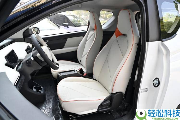 硬派越野SUV爬坡秘笈：动力四驱齐发力 驯服陡坡不在话下