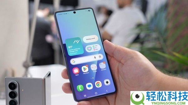 苹果翻盖式折叠屏iPhone暴光:竖折叠新形状正在路上