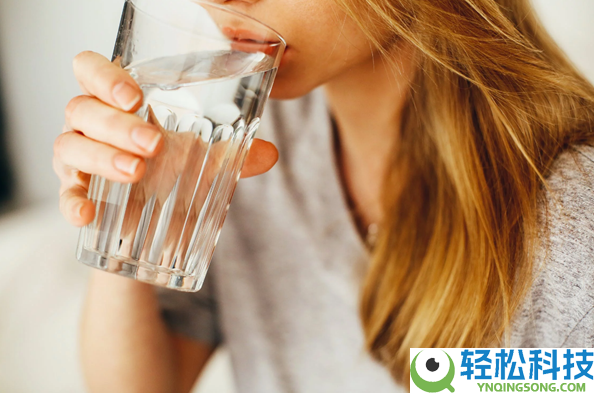 电解质饮料是智商税吗 专家：一般人平常饮食足够弥补