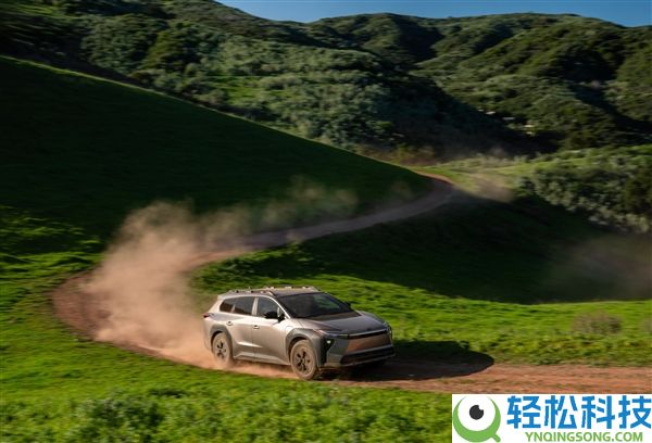 丰田全新电动跨界车bZ Woodland