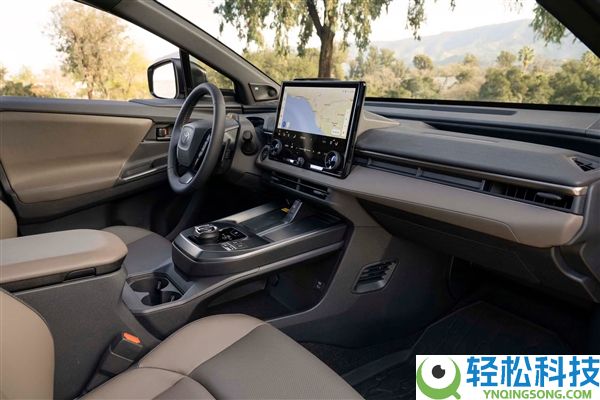 丰田全新电动跨界车bZ Woodland