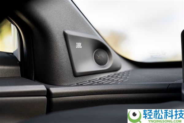 丰田全新电动跨界车bZ Woodland