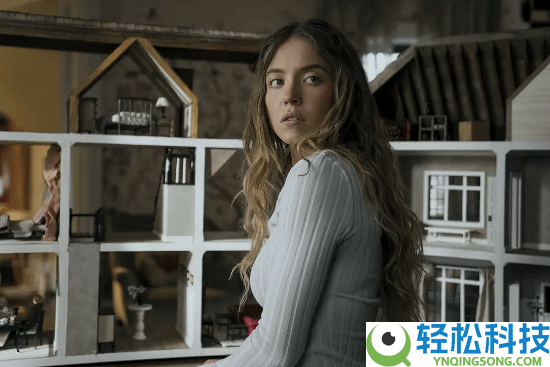 爆冷逆袭,悉尼妹新片子《家弑效劳》票房干翻口碑神作《罪人》