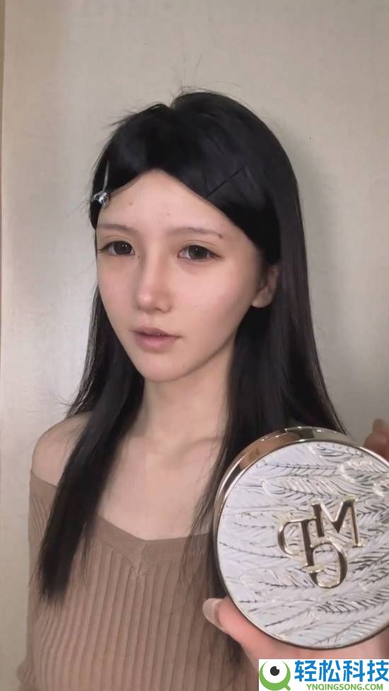 抖音第一蒂法素颜暴光,网友:老天爷赏饭吃