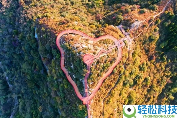 最有爱的城市在山东,连高铁站都“会比心”