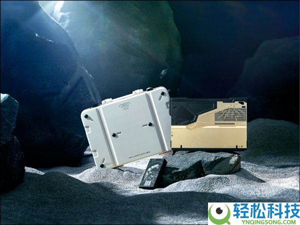 ROG与小岛任务室联名条记本开启预购：售价近30000元,二合一设计