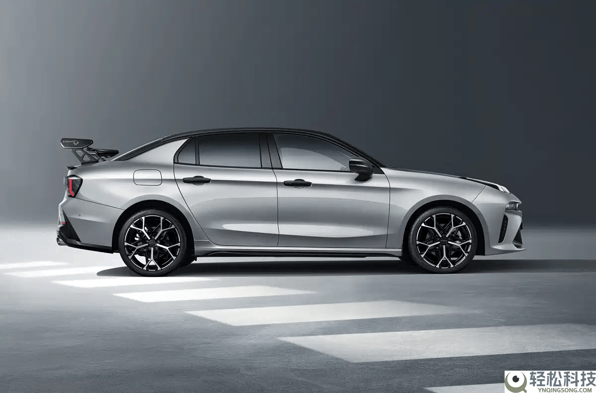 领克03大尾翼版官图表态 2026年上市 动力微弱内饰灼热