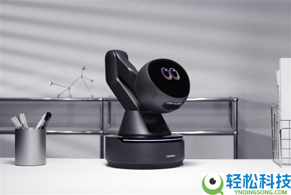 全新形状超乎设想,联想展现AI Workmate观点机：打工人的桌面搭子
