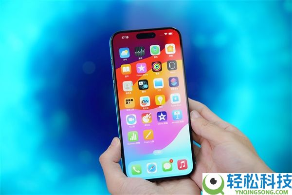 存储芯片欠缺打击,机构预警：2026年智能机出货量将创史上最大跌幅