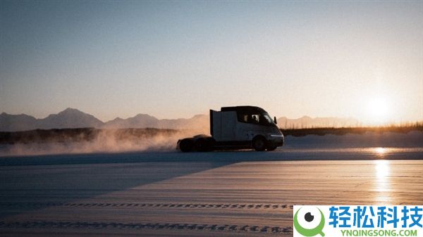 特斯拉半挂卡车官宣阿拉斯加冬测,马斯克：本年将完成大范围量产