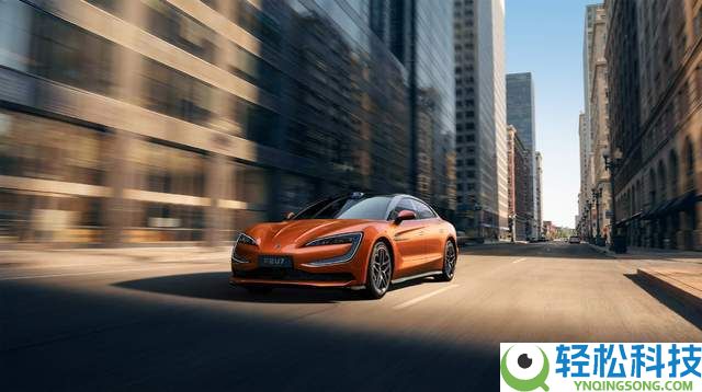 瞻仰2026款旗舰矩阵退场：闪充领航,重塑高端电车出行新体验