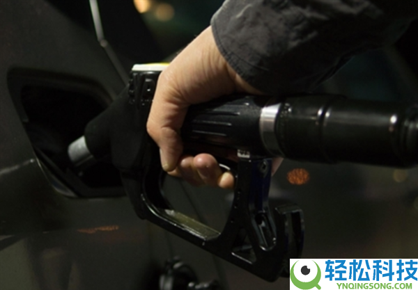一周后油价调剂,估计涨幅再创新高:每升或上涨0.95-1.00元