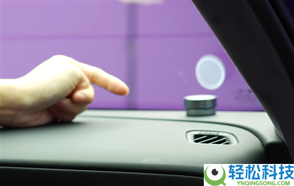 全新问界M6内饰解禁:整车10磁吸点位 副驾灵感橱窗创意太绝