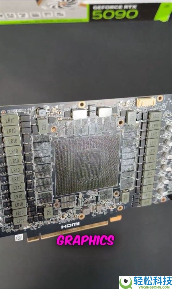 收到退货RTX 5090竟是空壳,商家懵了:GPU中心与显存全没了