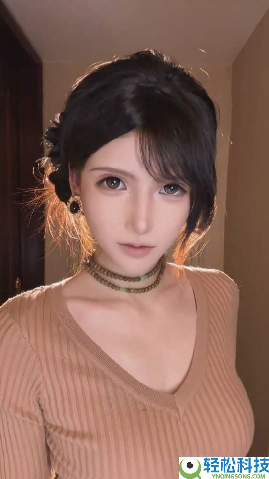 素颜曾被网友狂歌颂,“抖音第一蒂法”不演蒂法了 COS曾主任竟也这么像