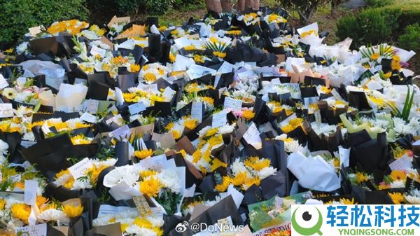 拒绝直播,张雪峰本日悲悼会 全国各地万千学子来送别：现场一封手写信让人动容