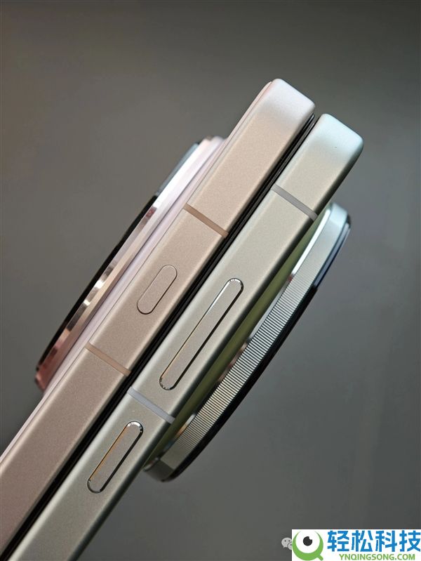 vivo X300 Ultra真机实拍：双拼色+大圆Deco 相机感实足