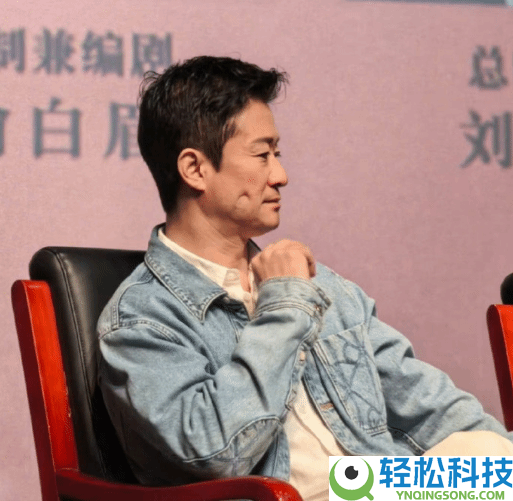 “吴京水肿”登热搜：脸上一按一个坑