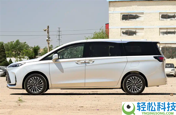 真龙插混加持,别克GL8陆尚DG版上市：售价22.99万元