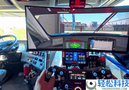 史上最发热卡车司机,副驾藏了一台价值4万元的RTX 5080高端PC：随时能玩赛车摹拟器