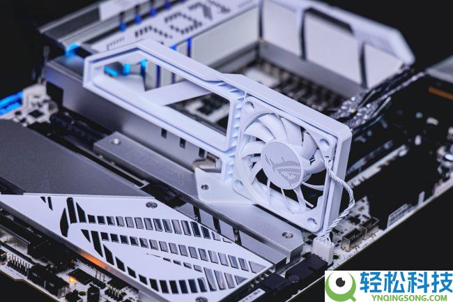 ROG Z890 APEX主板创200S Plus超频新记载