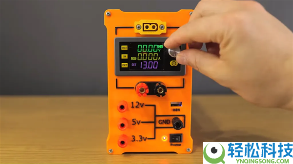 20大哥电源废物使用,3D打印+百德配件：自制专业尝试台电源