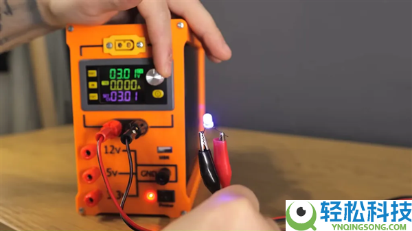 20大哥电源废物使用,3D打印+百德配件：自制专业尝试台电源