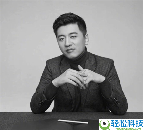 张雪峰出版书本不见其照片 网友满心遗憾 客服回应道尽体面