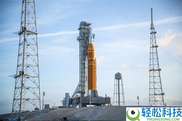 历经灾祸 阿尔忒弥斯2号成功发射,时隔52年 美国人重返月球……左近