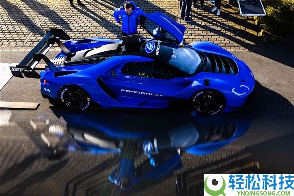 比小米SU7 Ultra原型车还快,纽北赛道最速燃油车降生