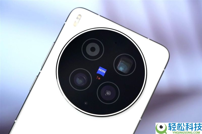 14-400mm最终全焦段,vivo X300 Ultra手机周全评测:仍然是年度影象机皇