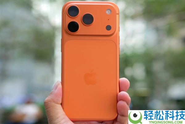 连续上一代,iPhone 18 Pro玄色款将持续缺席 深红配色退场