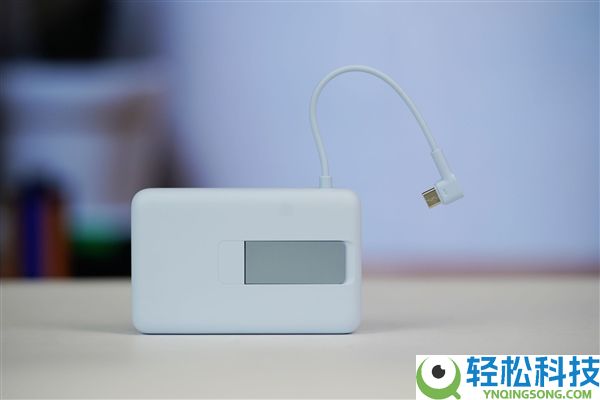 支架+磁吸+快充三合一,小米磁吸充电宝2026款图赏